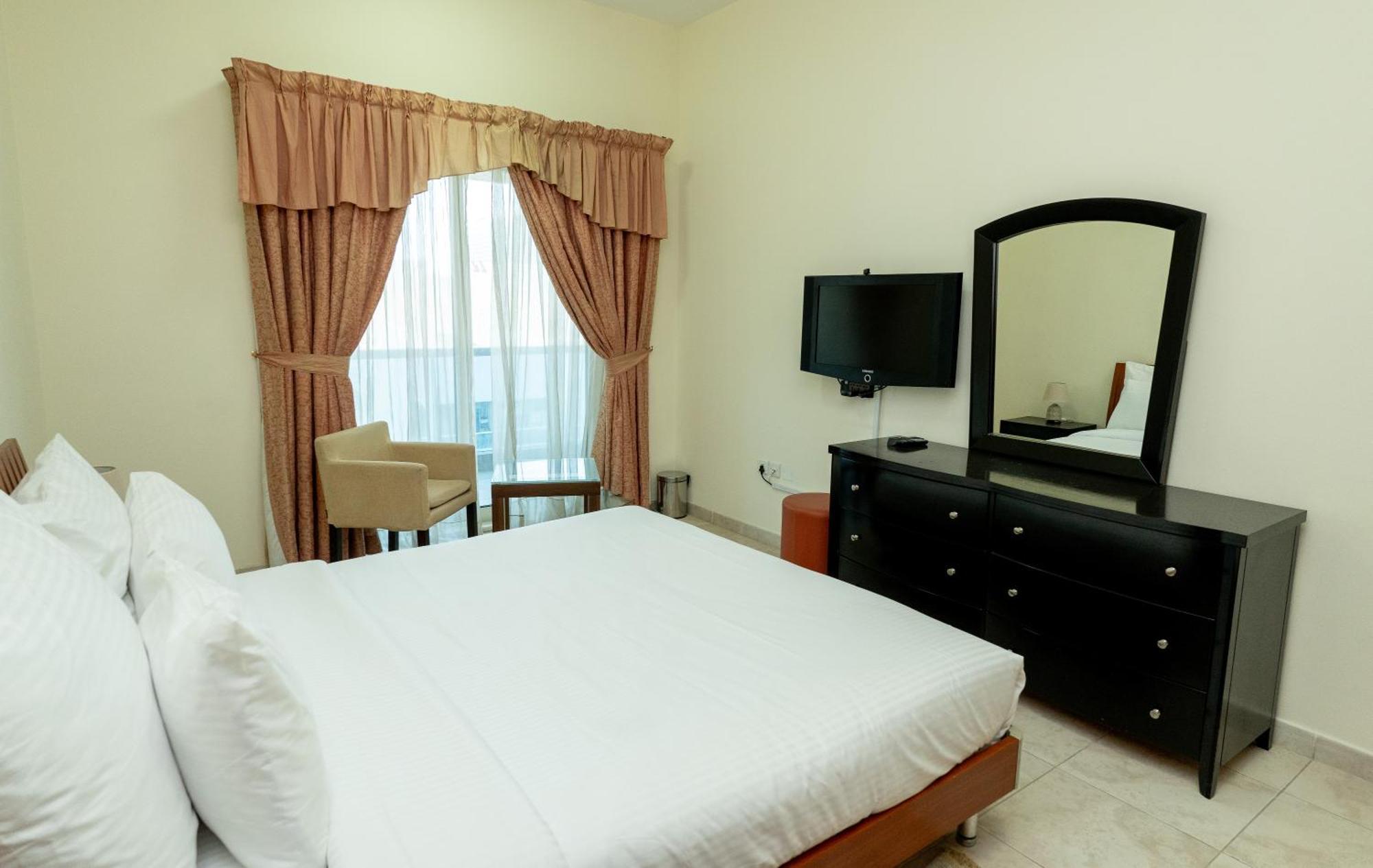 Al Raya Hotel Apartments Dubaj Zewnętrze zdjęcie