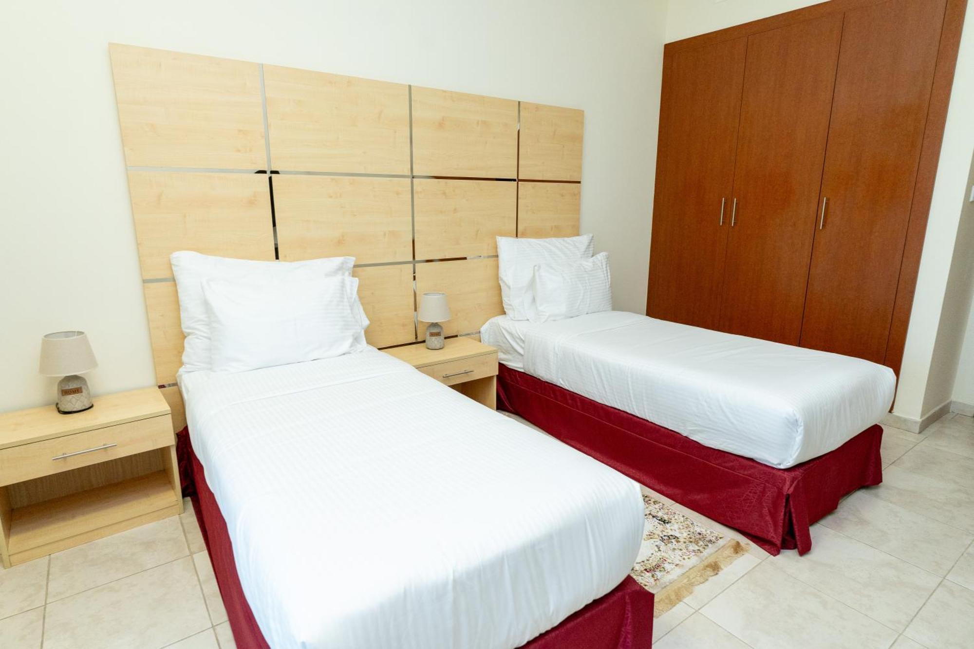 Al Raya Hotel Apartments Dubaj Zewnętrze zdjęcie